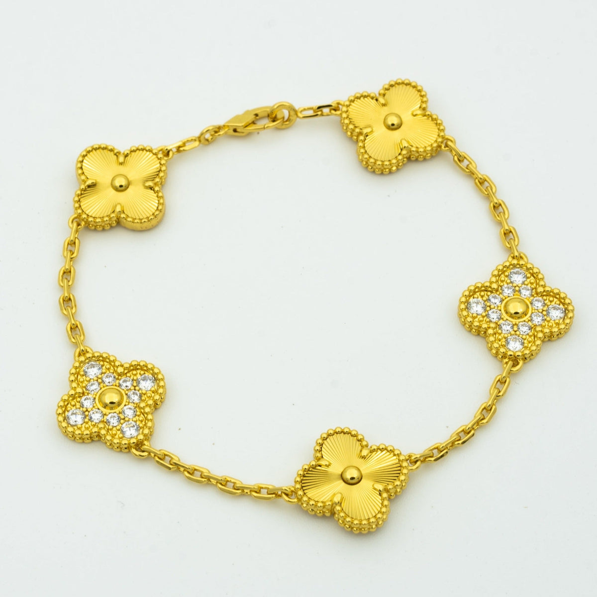 [ECHO ] CLOVER 5 MOTIF LASER BRACELET COLLECTION
