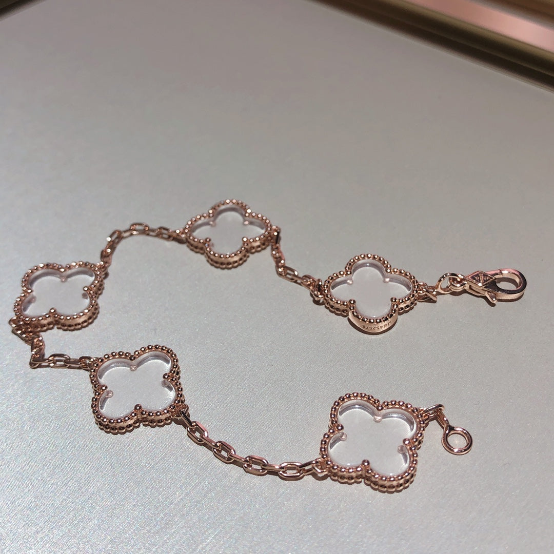 [ECHO ]CLOVER 5 MOTIF ROCK CRYSTAL BRACELET