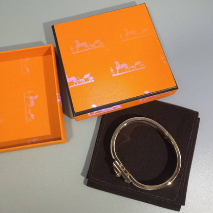 [ECHO ]H CLOUD BLUE BRACELET