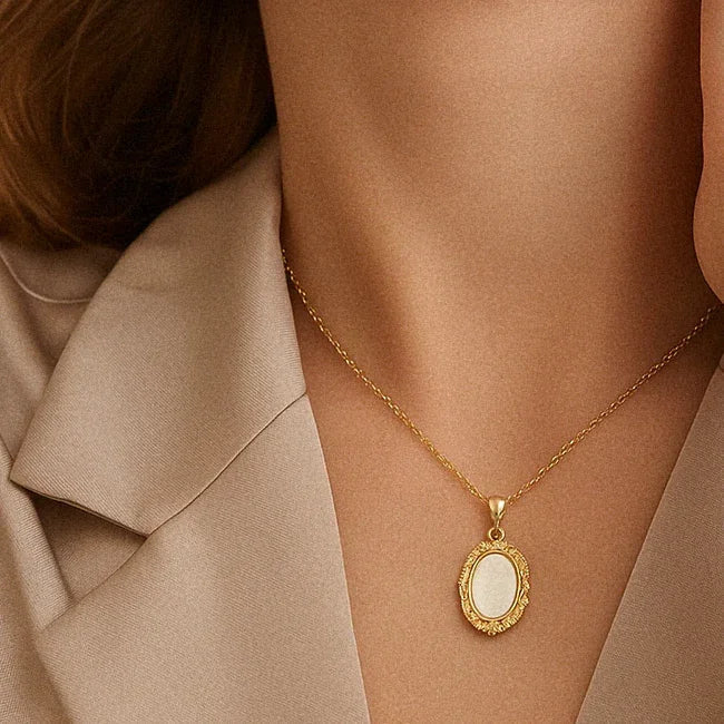 [Echo Fine]Roselle Vintage Mother Of Pearl Pendant