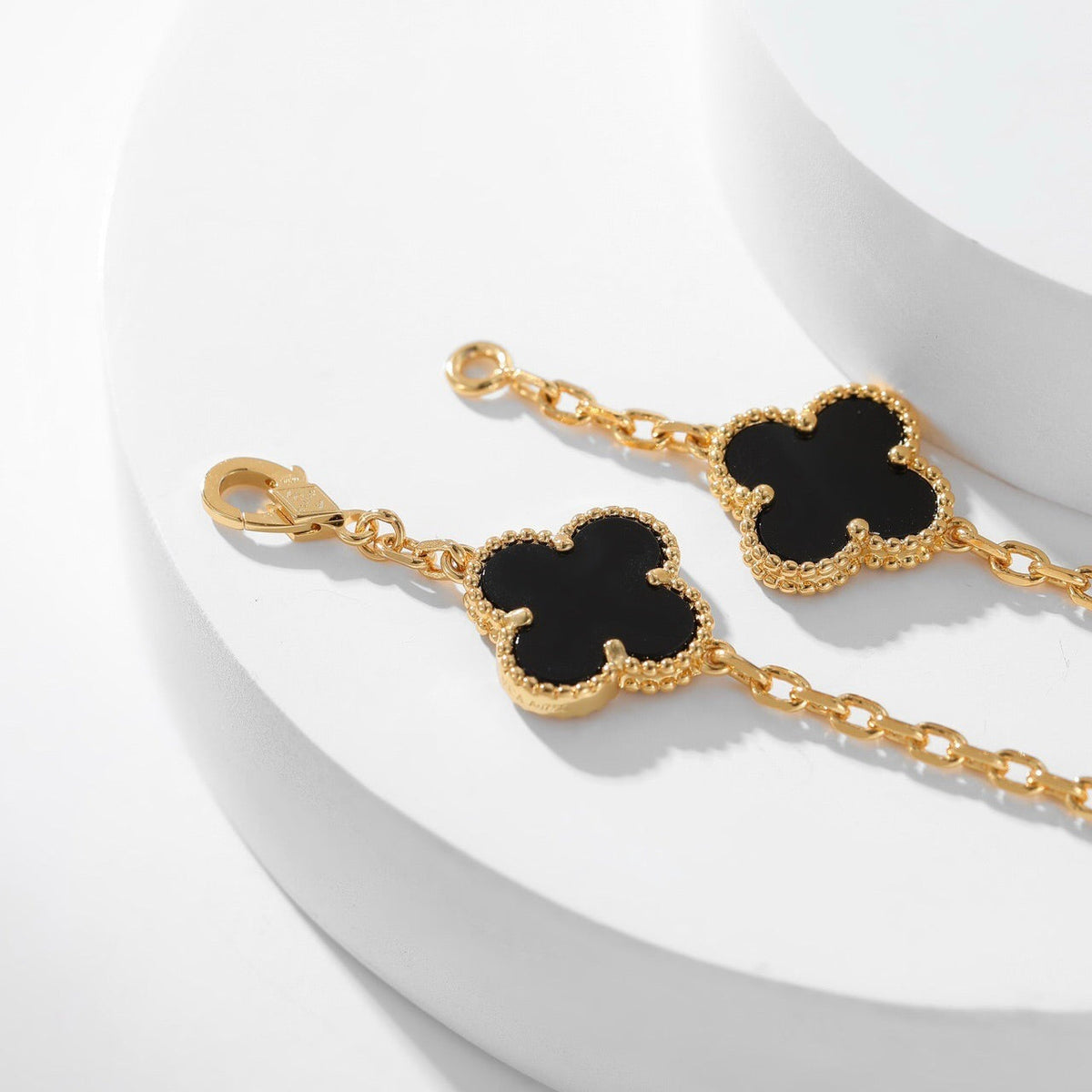 [ECHO ]CLOVER 10 MOTIFS ONYX NECKLACE