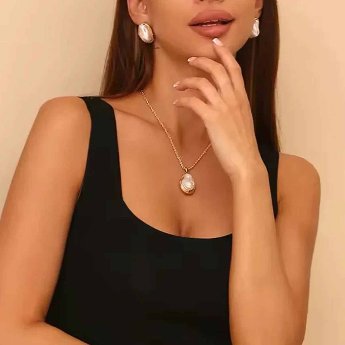 [Echo Fine]Carly Mother Of Pearl Pendant