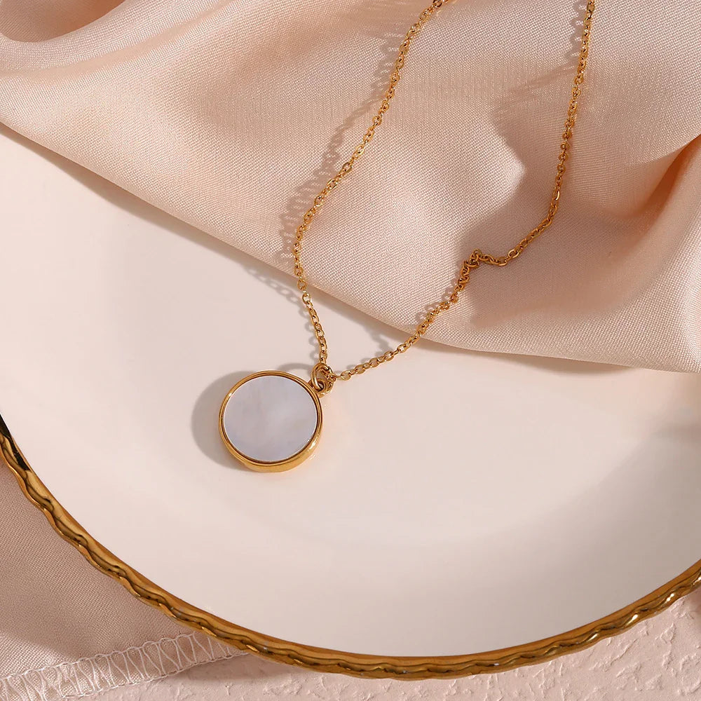[Echo Fine]Evangeline Lunar Gold Necklace