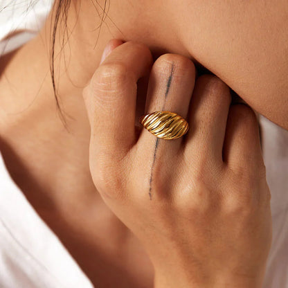 [Echo Fine]Mia Gold Croissant Ring