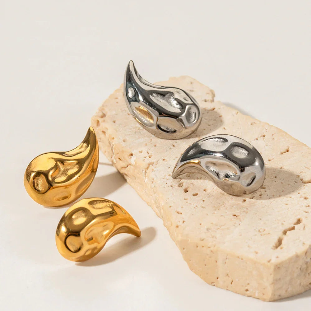 [Echo Fine]Raven Vintage Teardrop Earrings
