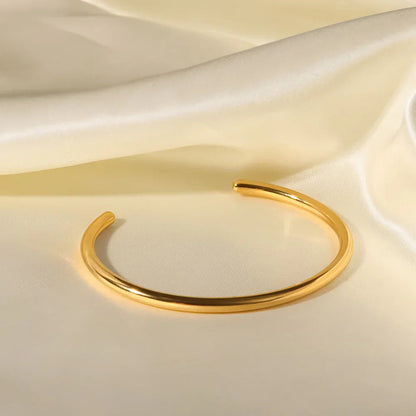 [Echo Fine]Ara Gold Bangle