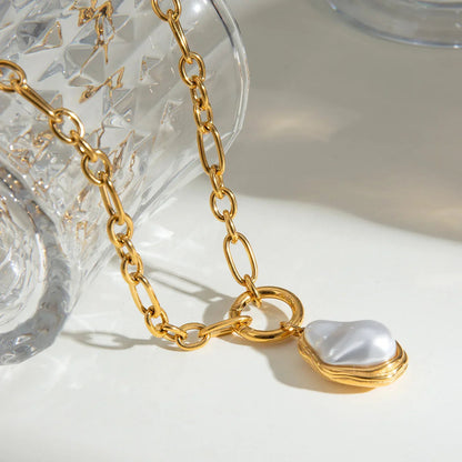 [Echo Fine]Shelby Mother Of Pearl Pendant