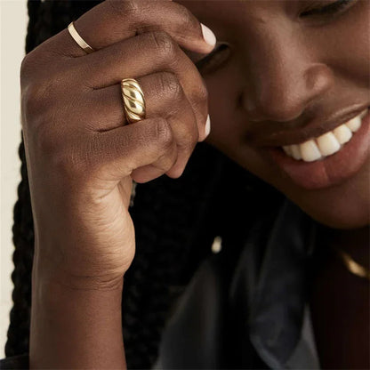 [Echo Fine]Lorelei Gold Croissant Ring