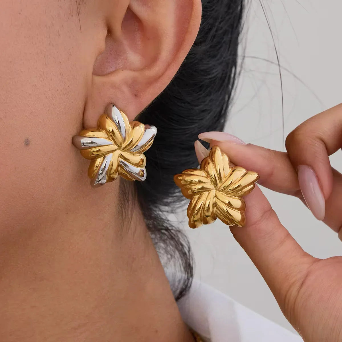 [Echo Fine]Thymes Gold Star Earrings
