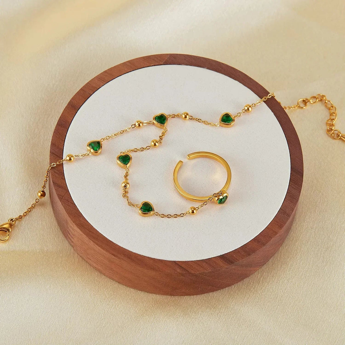 [Echo Fine]Gladys Emerald Heart Hand Chain